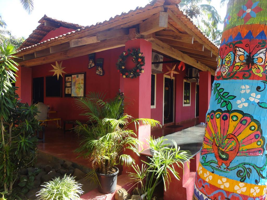The Yuppi Hippi Hideout Hotel Anjuna Ruang foto
